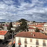 Apartment Anatole Terrace, Wi-fi, Downtown, Ideal For 2 People Hyeres