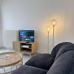 Anatole Terrace, Wi-fi, Downtown, Ideal For 2 People *