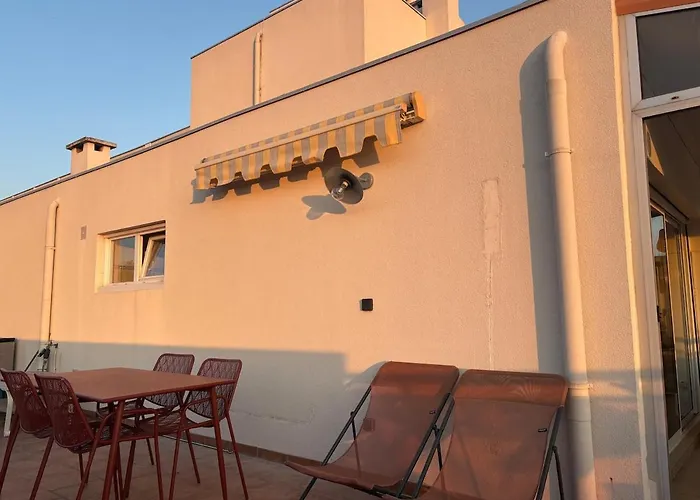 Anatole Terrace, Wi-fi, Downtown, Ideal For 2 People * Hyères