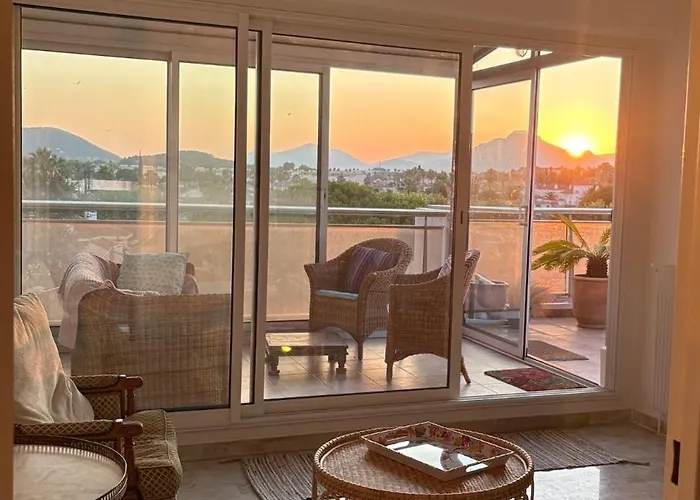 Lejlighed Anatole Terrace, Wi-fi, Downtown, Ideal For 2 People